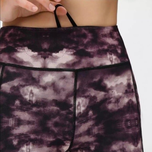 Sweaty Betty Reversible Yoga Leggings - aubergine london print - Picture 3 of 8